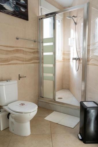 Invecar Holding Apartment Sevilla Bagian luar foto