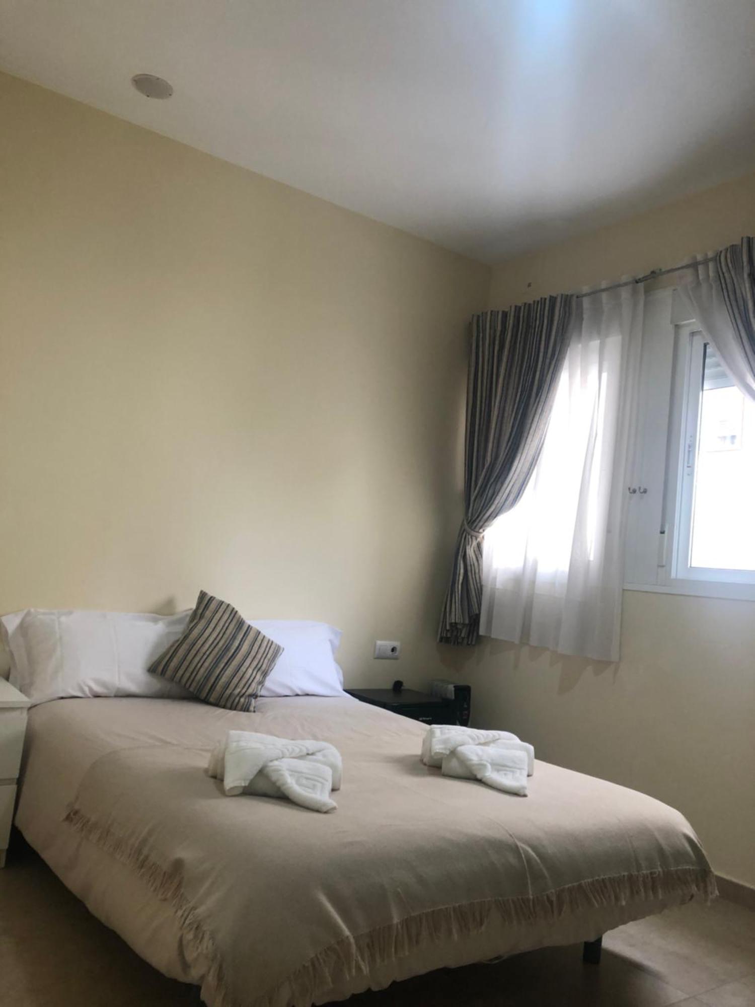 Invecar Holding Apartment Sevilla Bagian luar foto