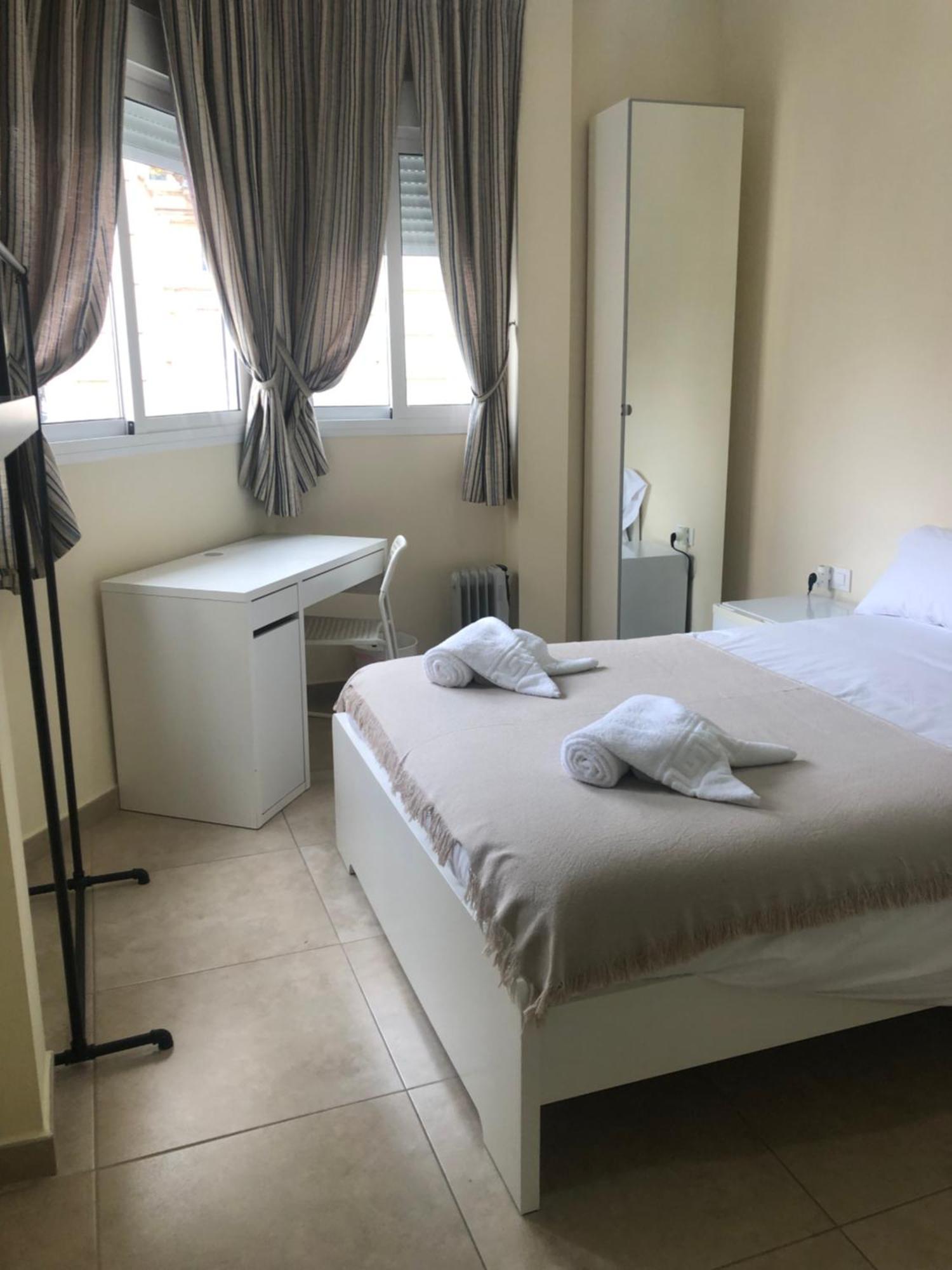 Invecar Holding Apartment Sevilla Bagian luar foto